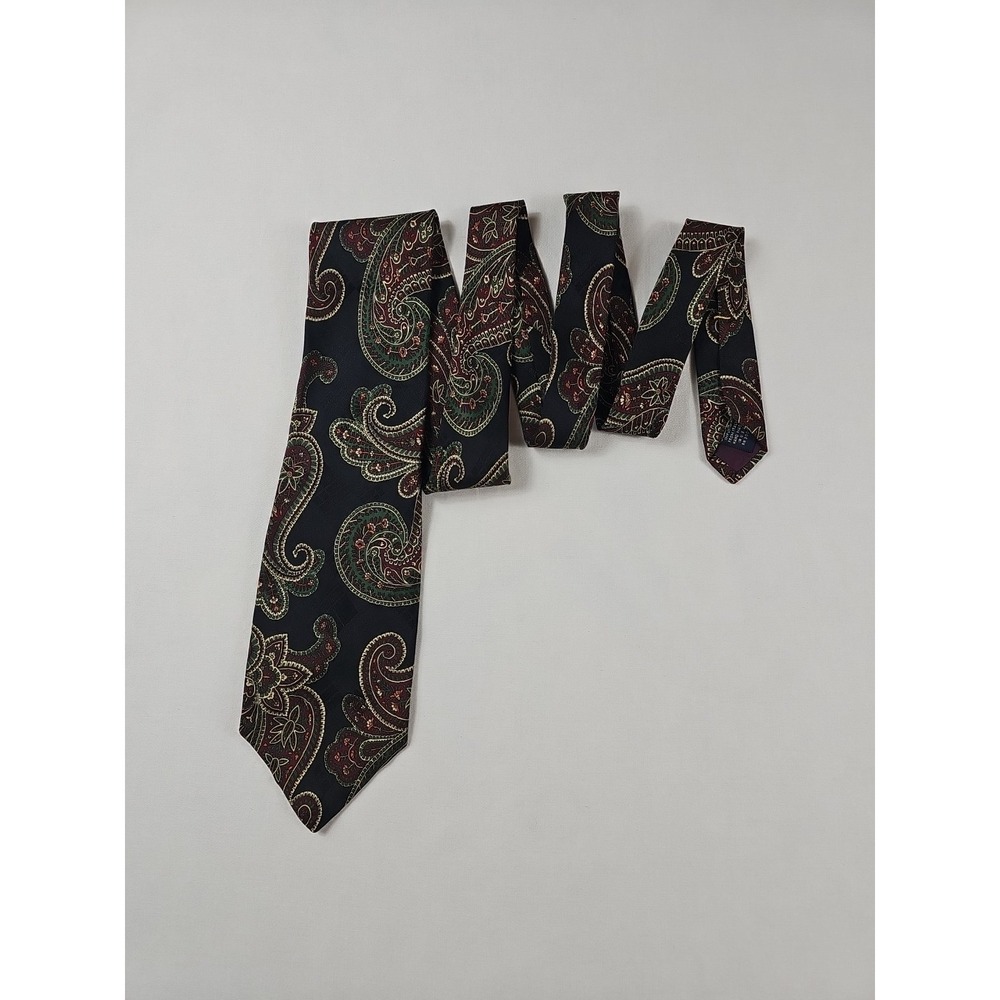 XMI 325 Series  PAISLEY  Hand Made  NECKTIE TIE‎ RN 30013